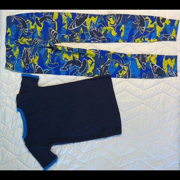 Pyjama Sets - Picture 2 of 2